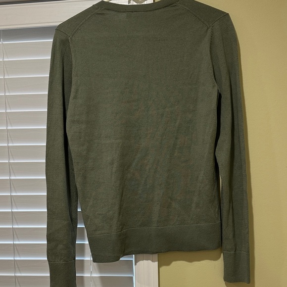 GAP Women's Olive Cardigan Sweater - Picture 4 of 4